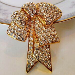 Vintage Nolan Miller Vintage Bow Pave Brooch Pin Rhinestone Gold Plated
